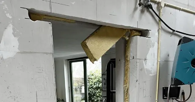 Deuropening in een muur zagen vanaf €425