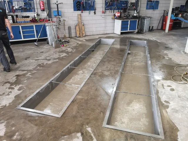 Betonvloer zagen voor een schaarlift in de garage