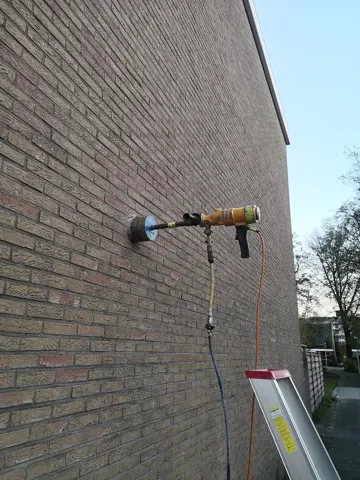 Rond gat in buitenmuur laten boren: prijs vooraf